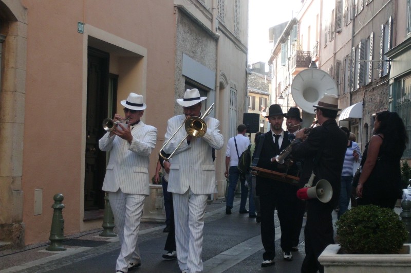 29-10-2011 16h 45FETE VENDANGES027.jpg
